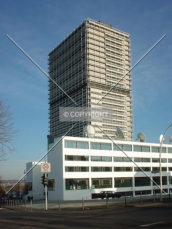 UN-Hochhaus by Nephilim
