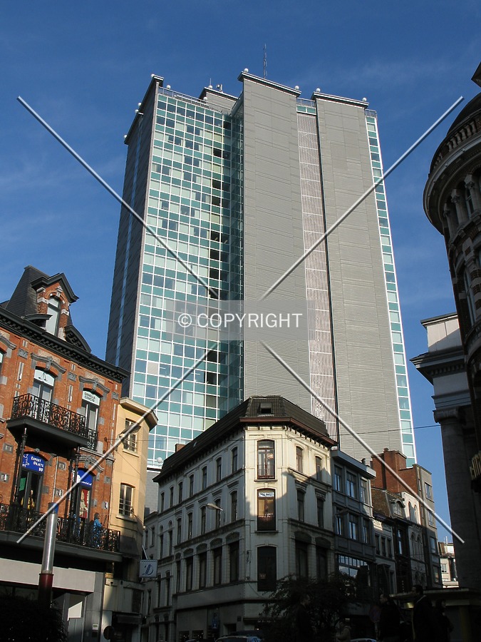 Centre Albert by Emmanuel D.