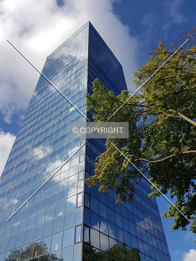 Hochhaus am Park by Nephilim