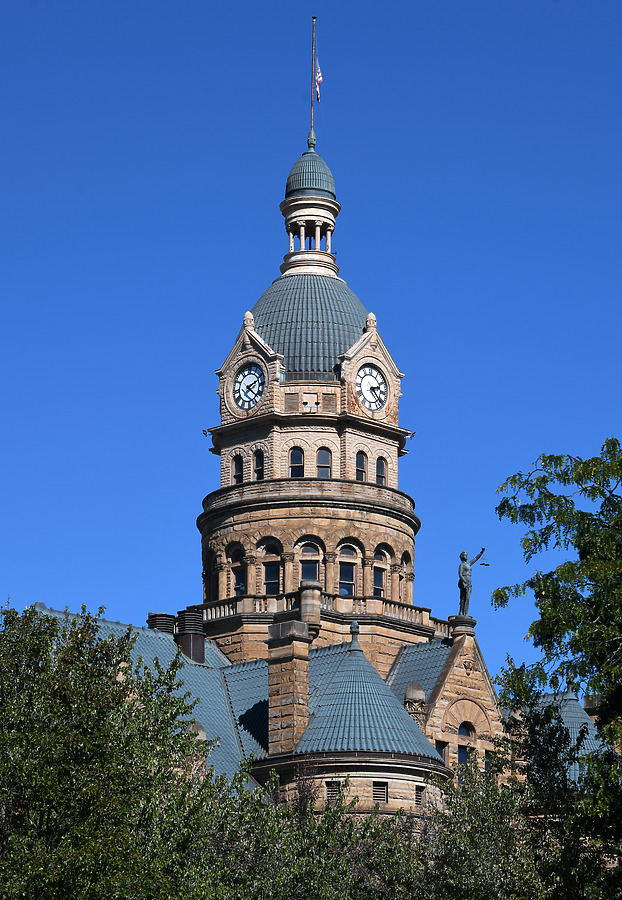 Trumbull County Courthouse by John W. Cahill