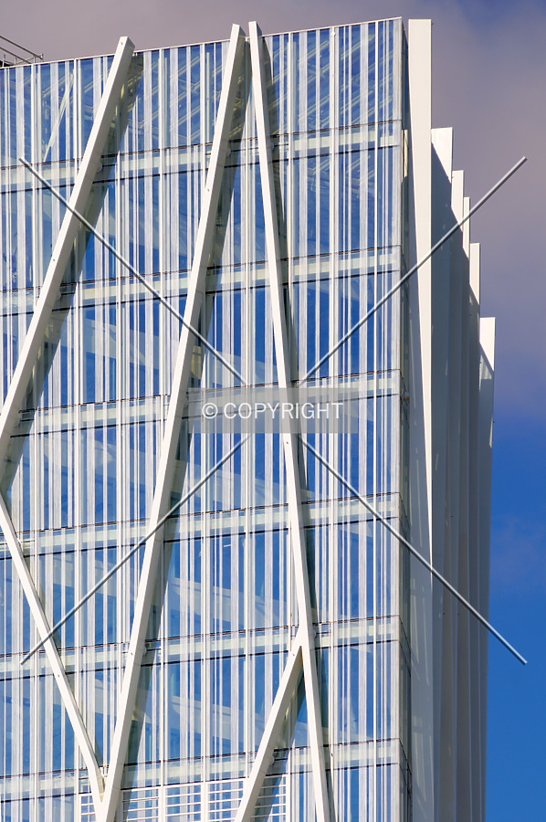 Torre Diagonal Zero Zero by David Guija
