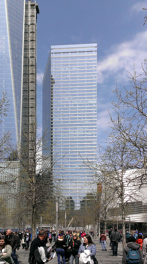Seven World Trade Center by Ryan Hildebrand