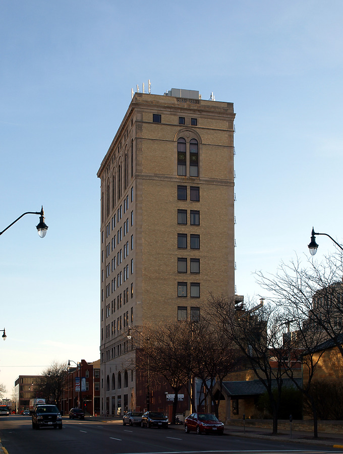 Ridgely Building by Marshall Gerometta