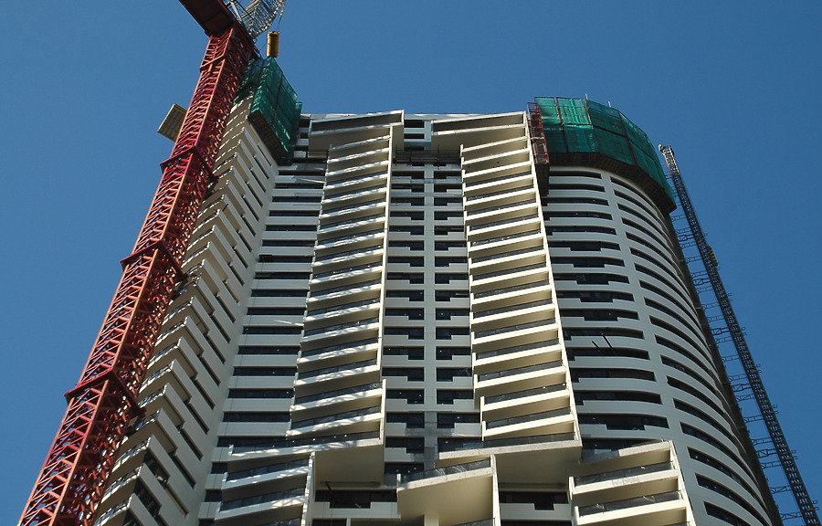 Meriton Tower by John Bek