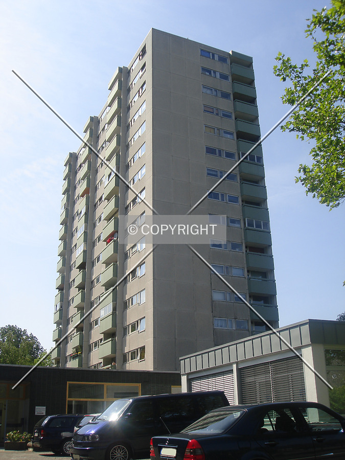 Wurster Straße 101 by Nephilim