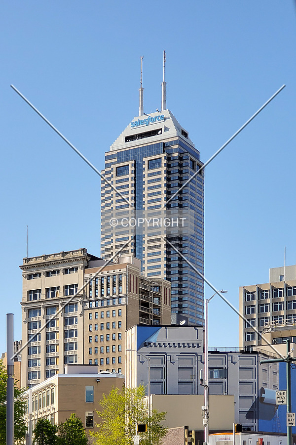 Salesforce Tower by Ryan Hildebrand