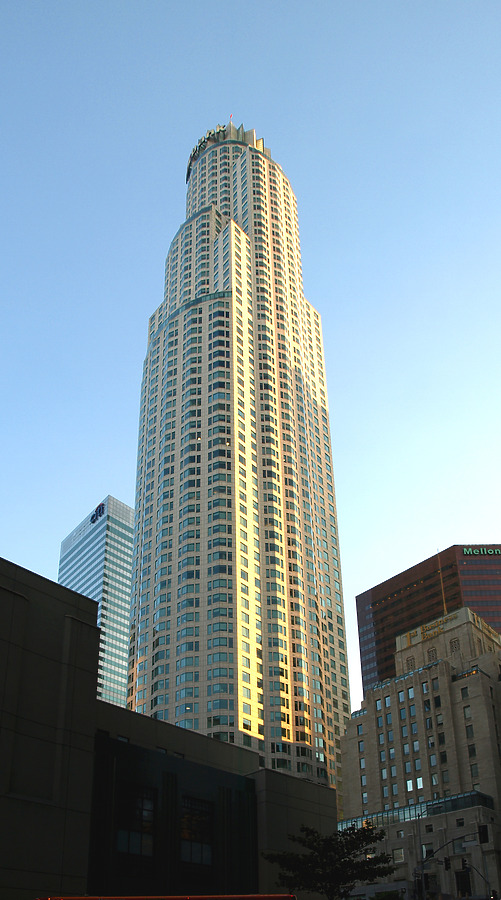 US Bank Tower by Marshall Gerometta