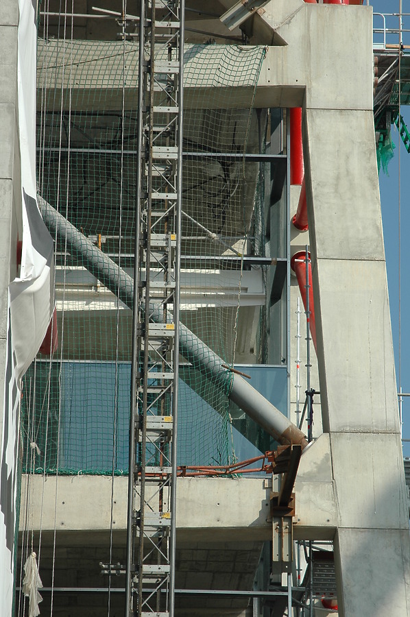 Hesperia Tower by David Guija