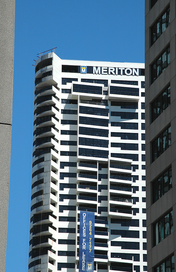 Meriton Tower by John Bek