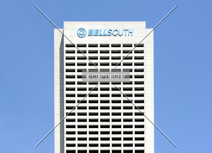 AT&T Building by Chris Patriarca
