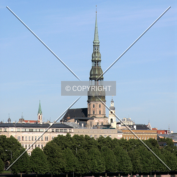 St. Peter's Church by Risto Vähi