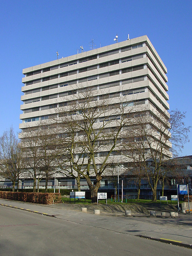 Amercourt by Michiel van Dijk