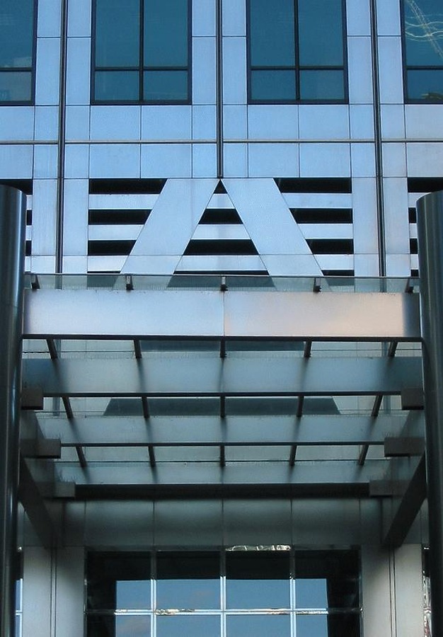 One Canada Square by Jonathan Smith