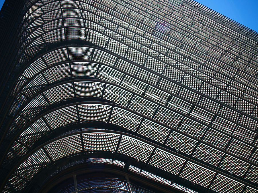 Banco de Bilbao by Cesar Serrano