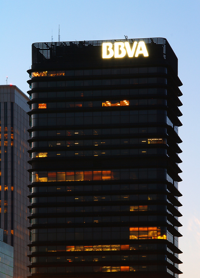 Banco de Bilbao by Cesar Serrano