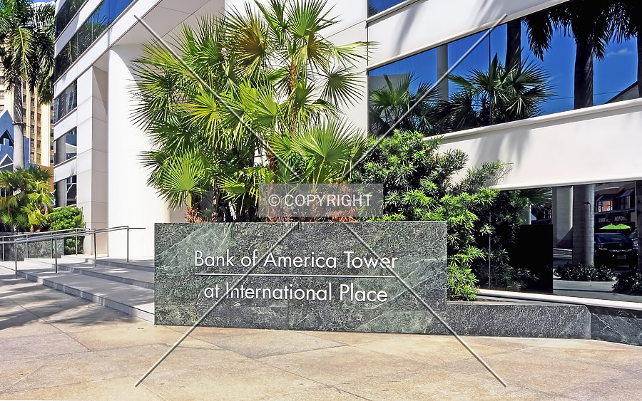 Miami Tower by Jorge Molina