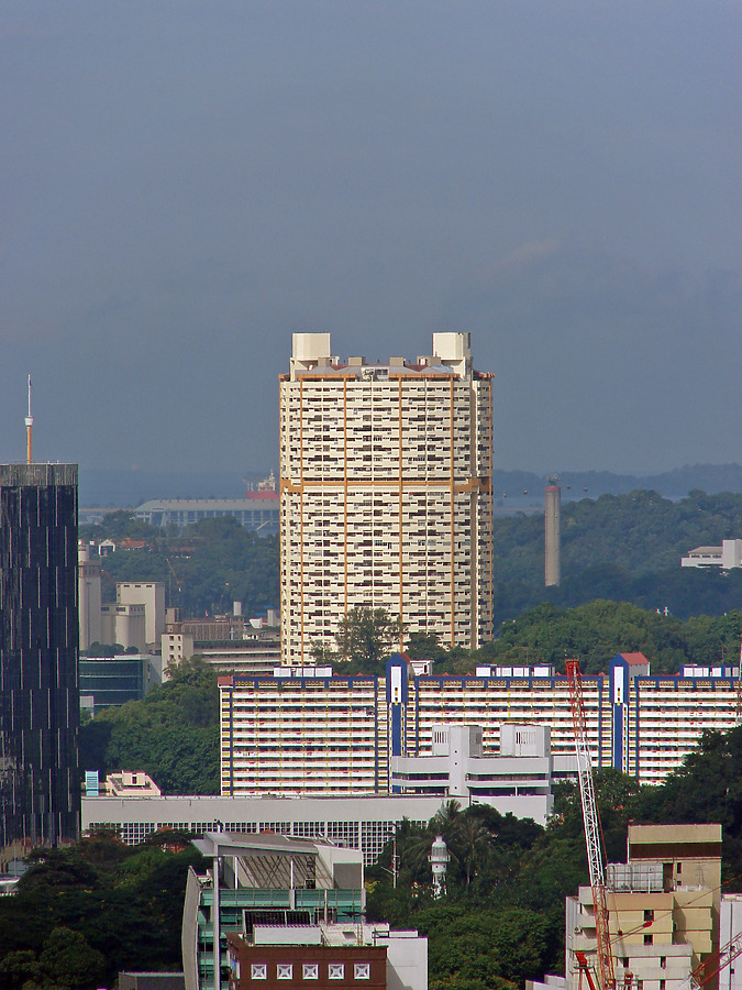 Pearl Bank Apartments by Horst Kiechle