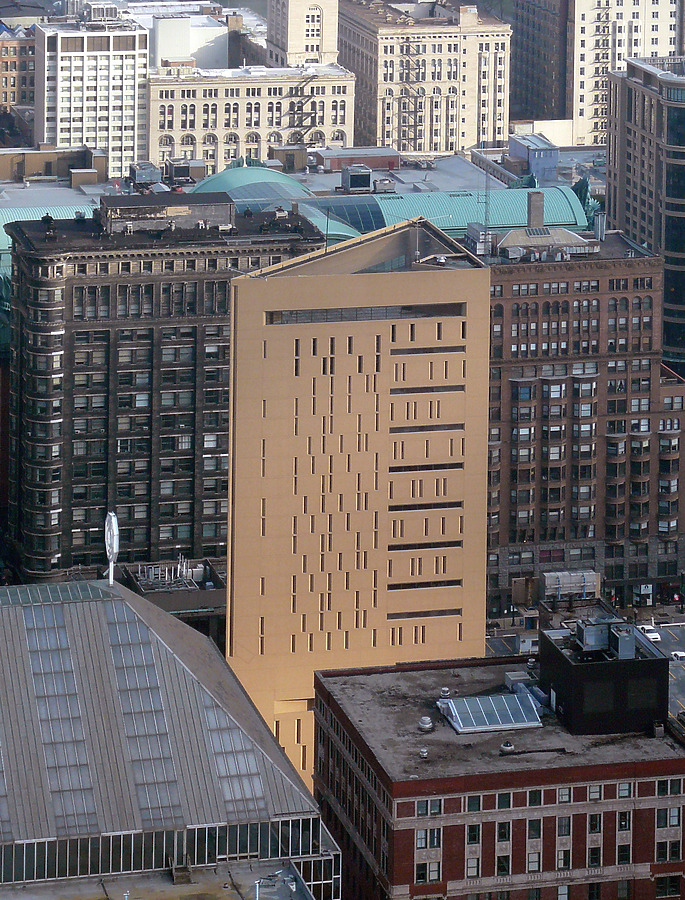 Metropolitan Correctional Center by Nate Lindsey