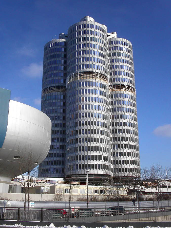 BMW Building by Cesar Serrano