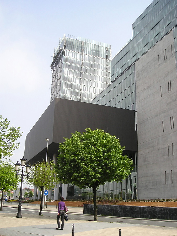 Torre BEC by Mikel Allende