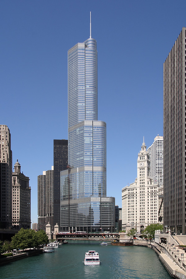 Trump International Hotel & Tower by Michiel van Dijk