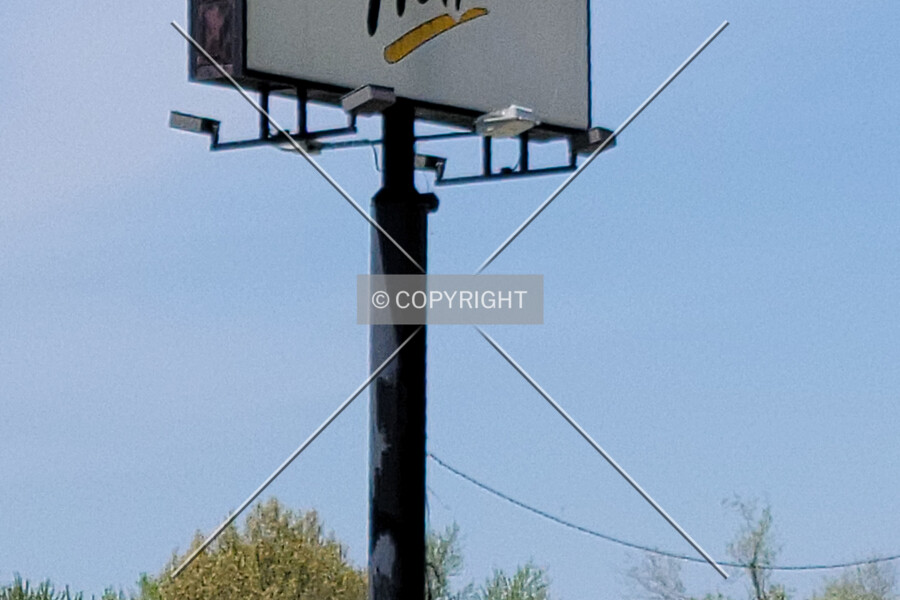 Pizza Hut Sign