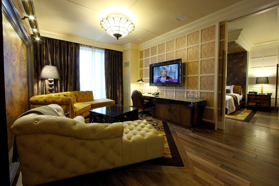 Saint Louis River City Casino Hotel by PARIC Corporation