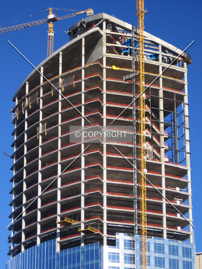 Torre Repsol YPF by Maximiliano Buono
