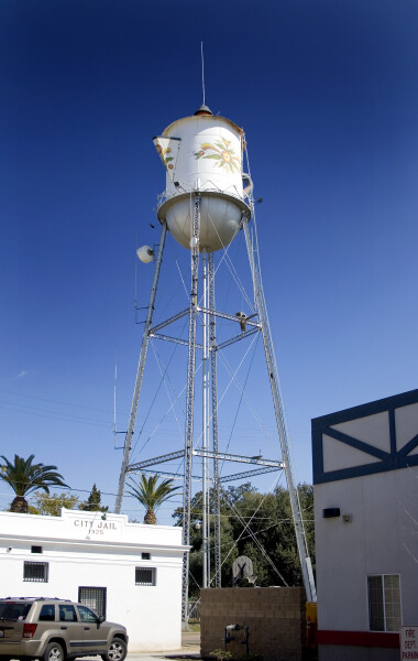 Kingsburg Water Tower
