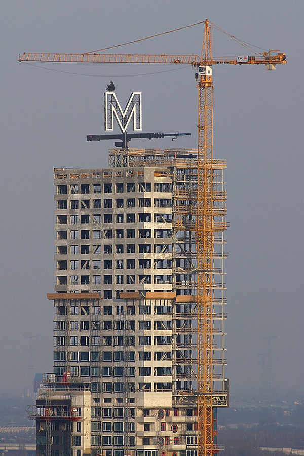 Montevideo by Michiel van Dijk