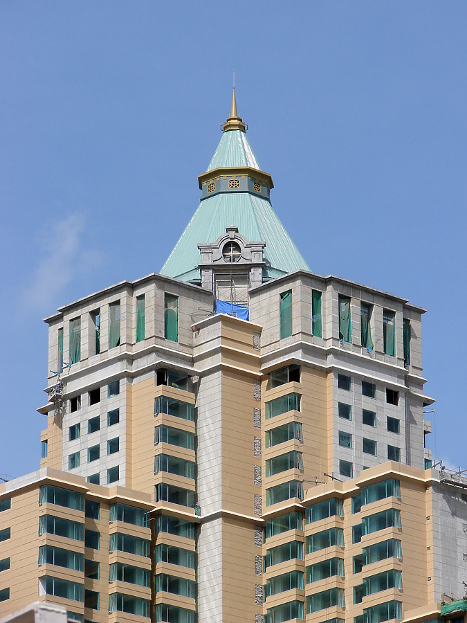 Centrepointe Ratchadamri by Horst Kiechle
