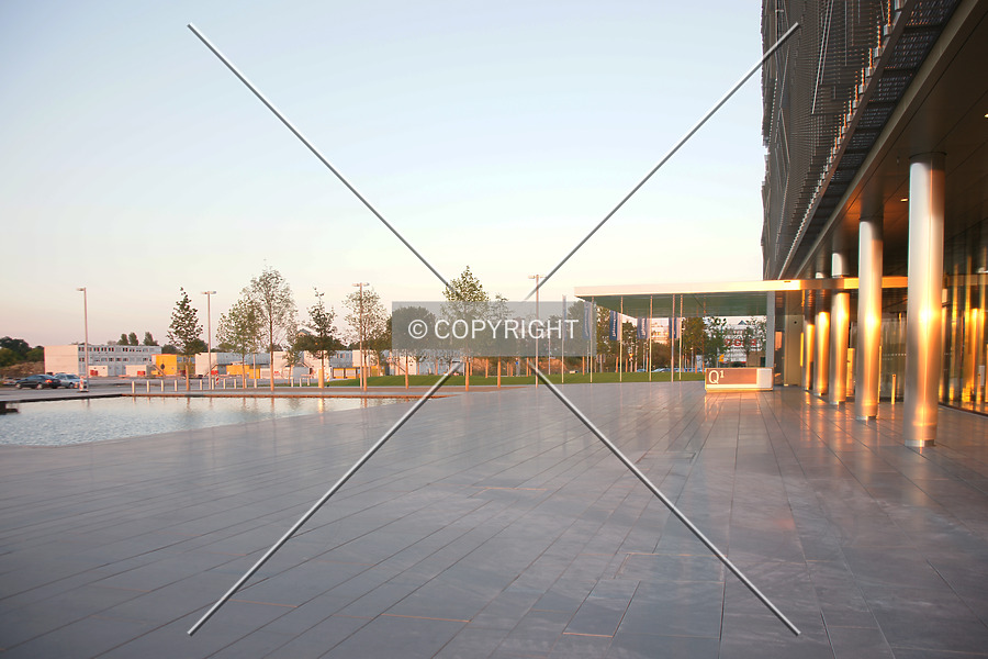 ThyssenKrupp Quartier Q1 by Nephilim