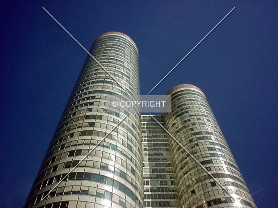 Coeur Défense by Nephilim