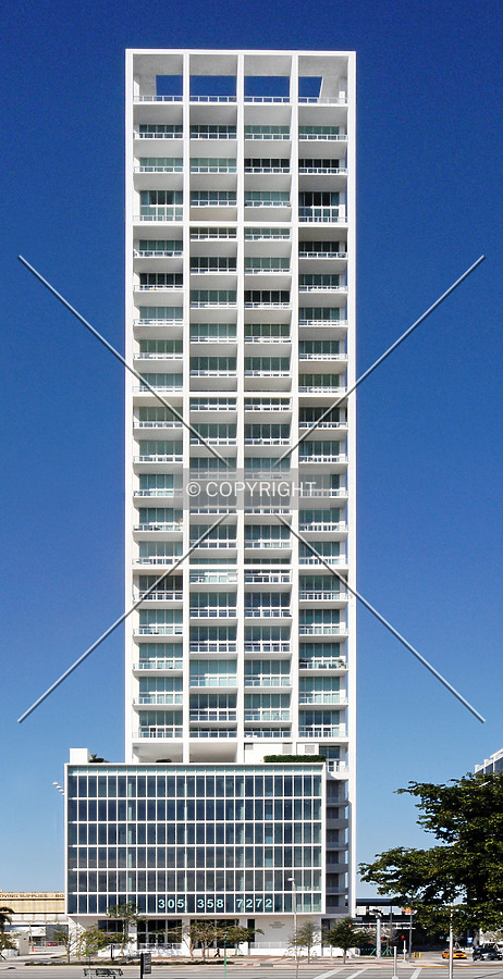 Ten Museum Park by Jorge Molina