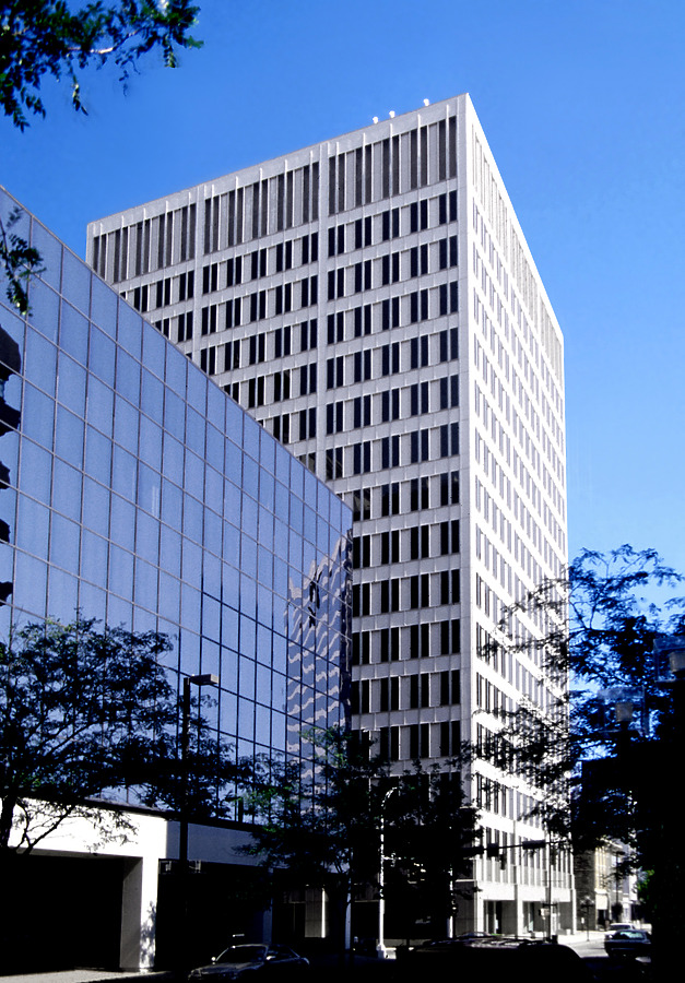 Center Pointe by John Cahill