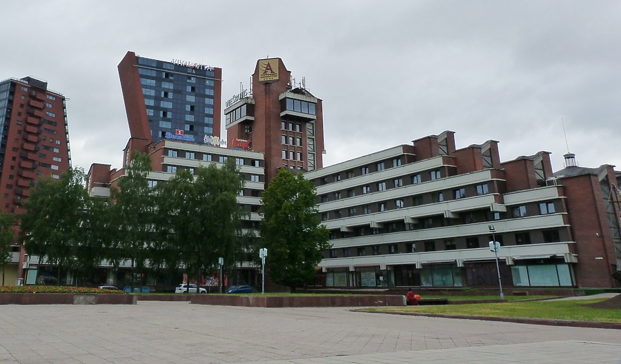 Amberton Klaipeda by Judikaël Ninon