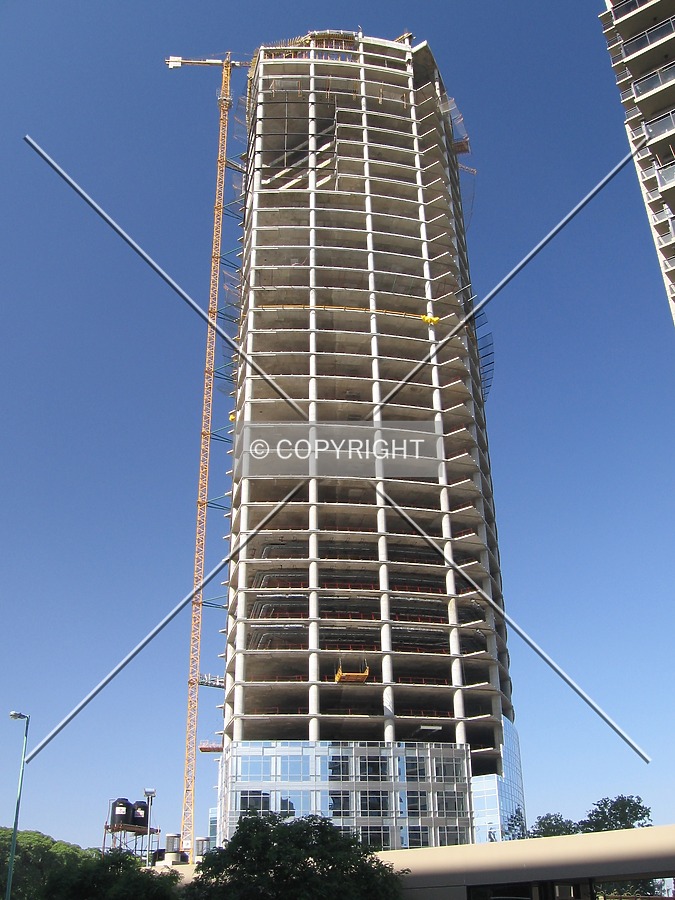 Torre Repsol YPF by Maximiliano Buono