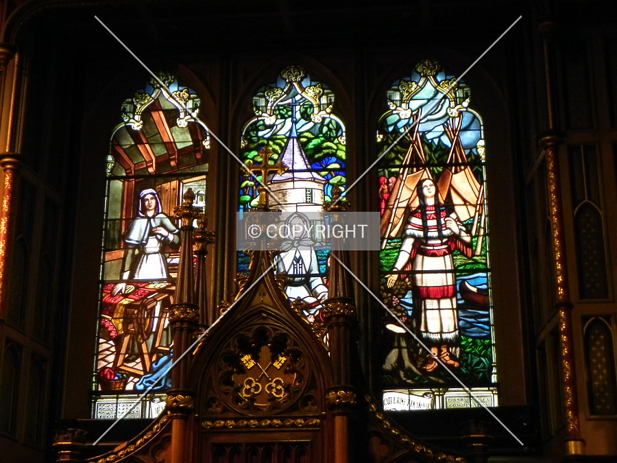 Basilique Notre-Dame-de-Montréal by Florian Barbier