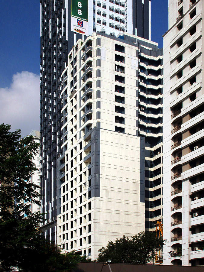 Annapolis Wilshire Plaza by Daniel Kieckhefer