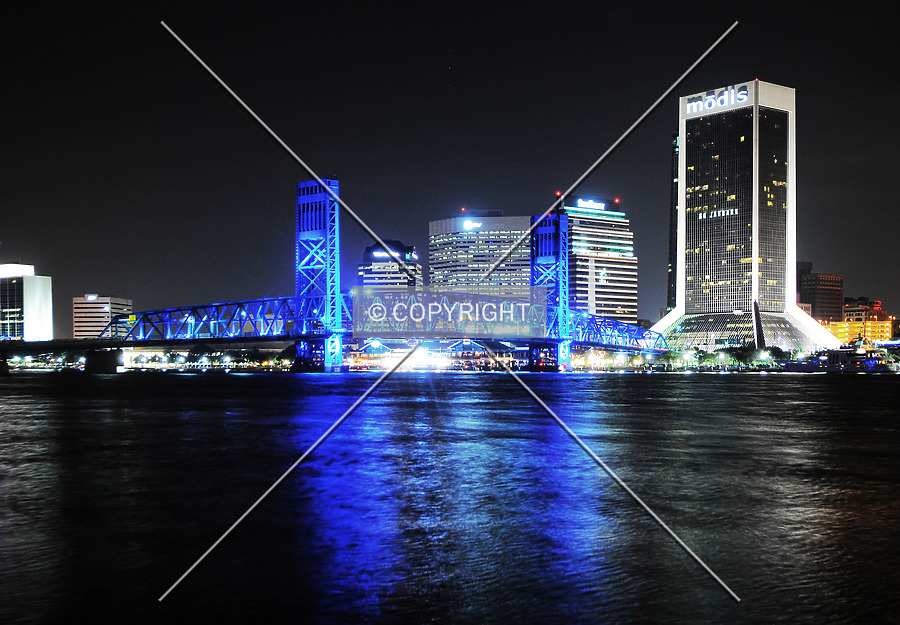 Main Street Bridge by Jorge Molina