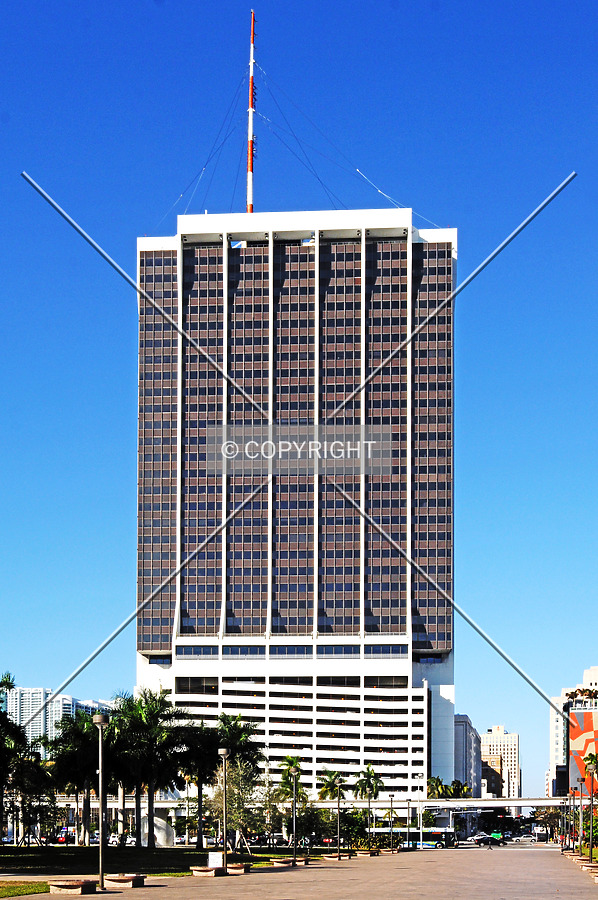 One Biscayne Tower by Jorge Molina