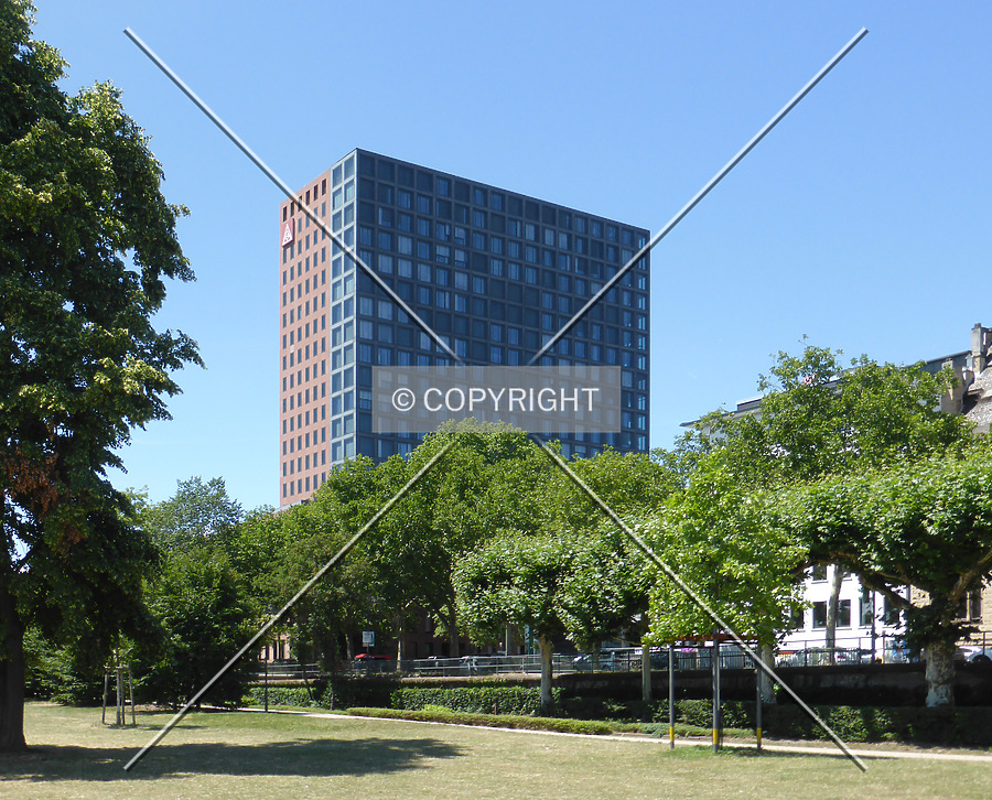 Hochhaus MainForum by Nephilim