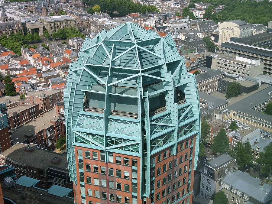 Zurichtoren by Michiel van Dijk