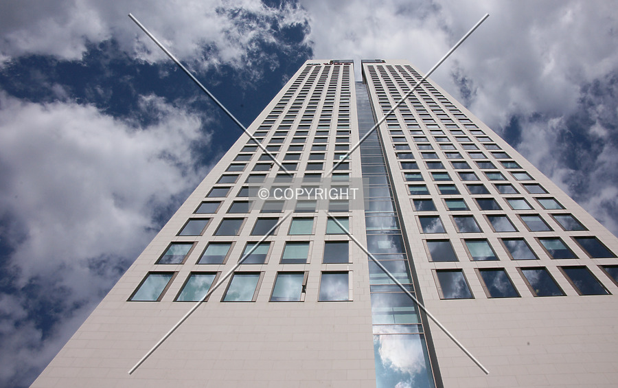 OpernTurm by Nephilim