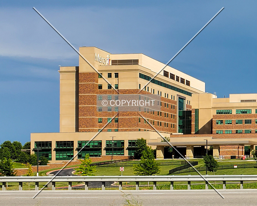 Saint John's Mercy Hospital Patient Tower by Ryan Hildebrand