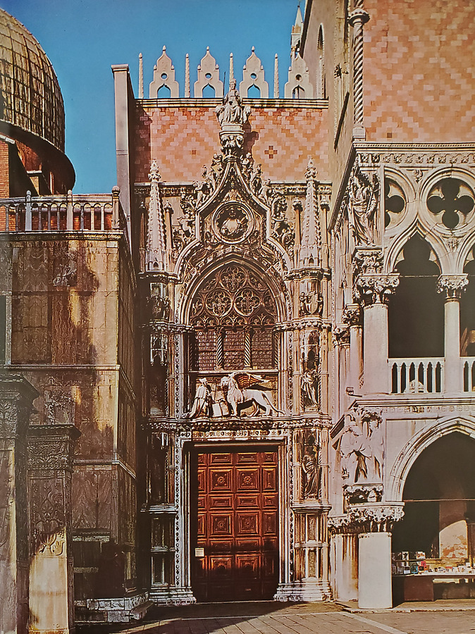 Palazzo Ducale by Edizioni Storti Venezia