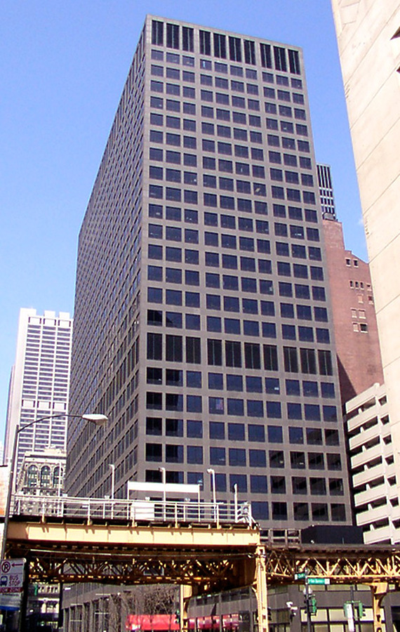 Metcalfe Federal Building by Daniel Kieckhefer