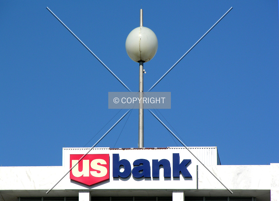 US Bank Building by Chris Patriarca