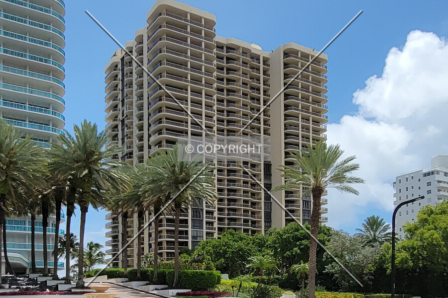 Bal Harbour Tower
