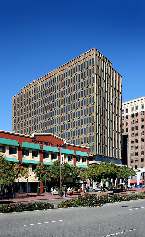 2150 Shattuck Avenue by Jim Schwartz